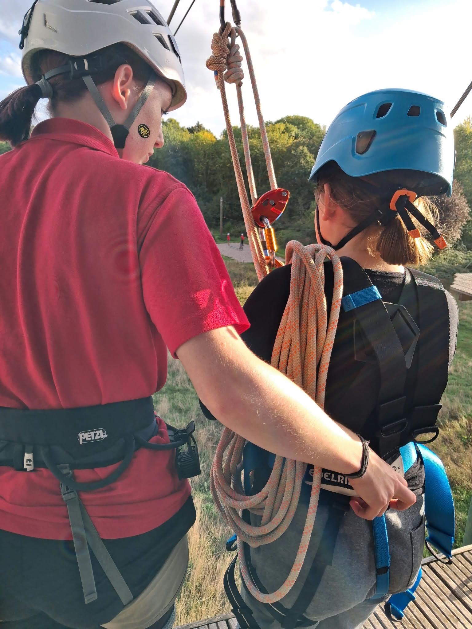 Group 1 children doing abseil and zipwire