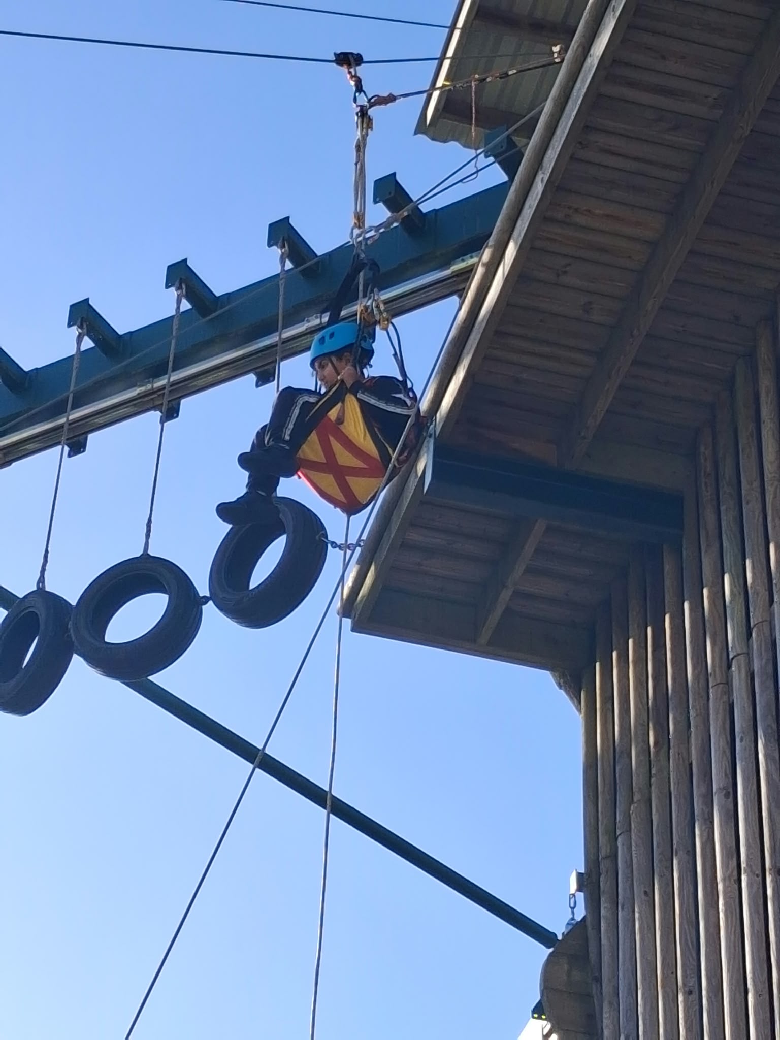 Group 1 children doing abseil and zipwire